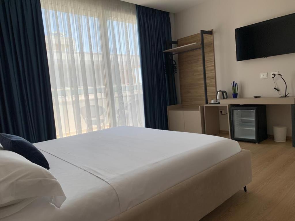 Grand Mirage Hotell Vlorë Exteriör bild
