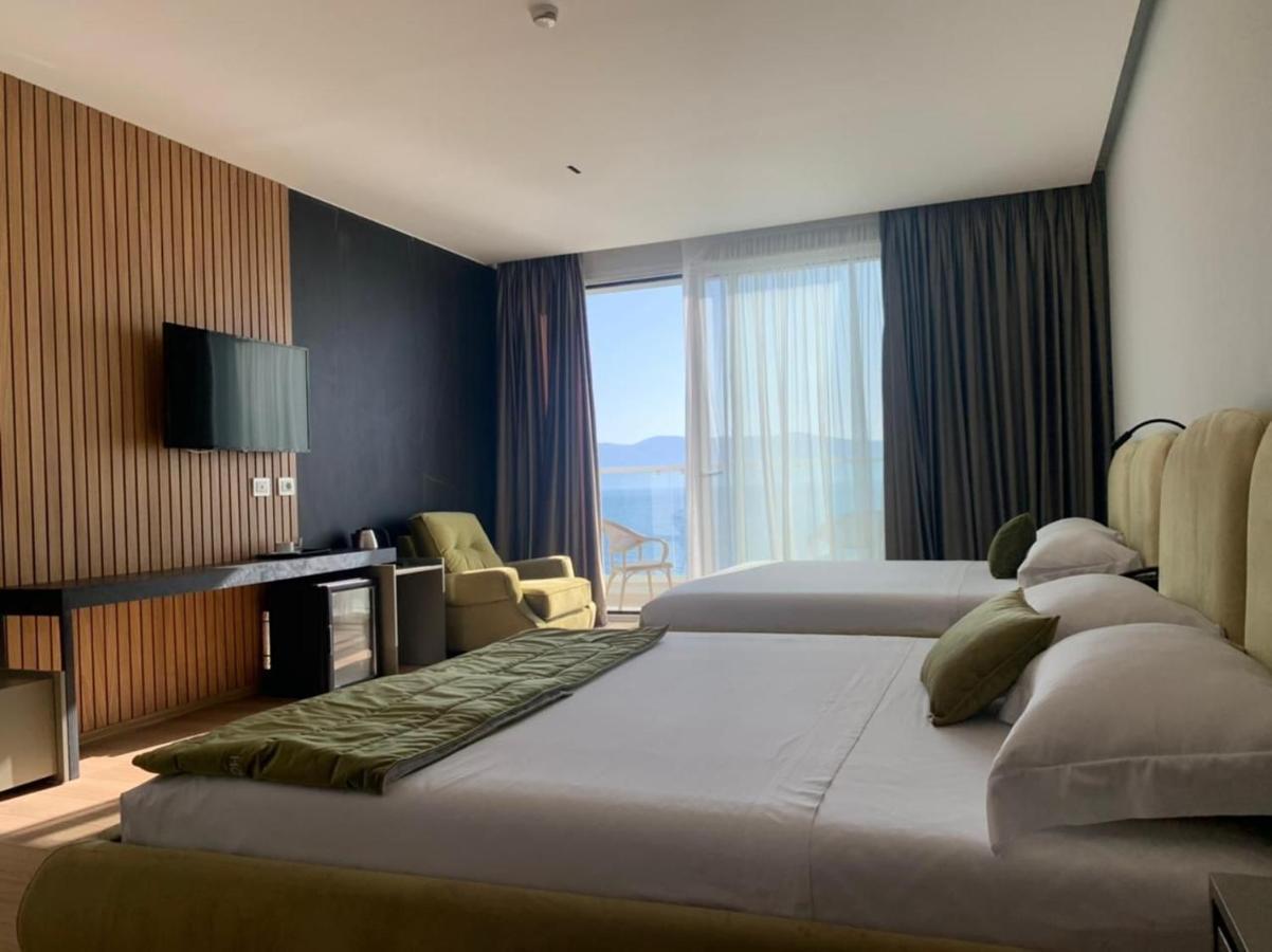 Grand Mirage Hotell Vlorë Exteriör bild