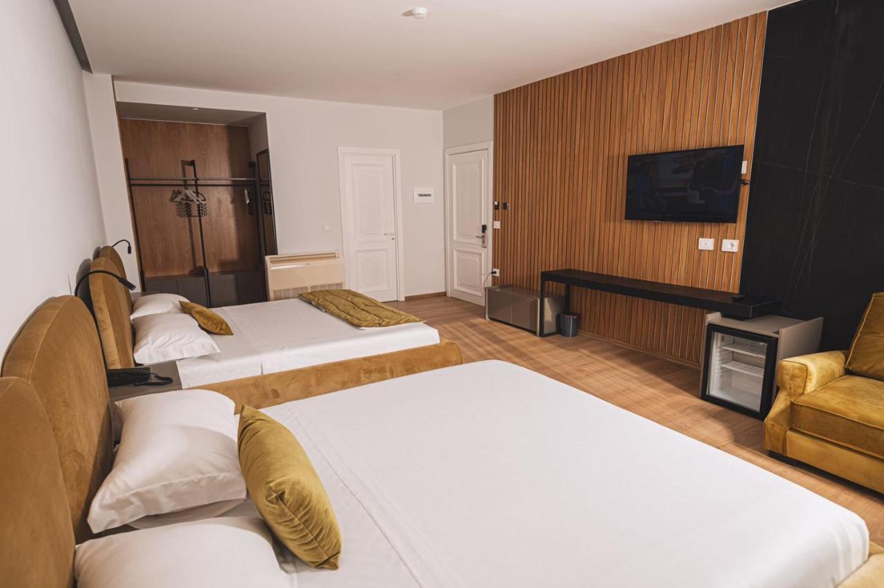 Grand Mirage Hotell Vlorë Exteriör bild