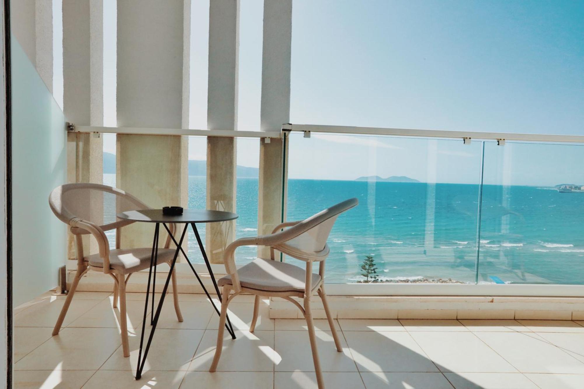 Grand Mirage Hotell Vlorë Exteriör bild