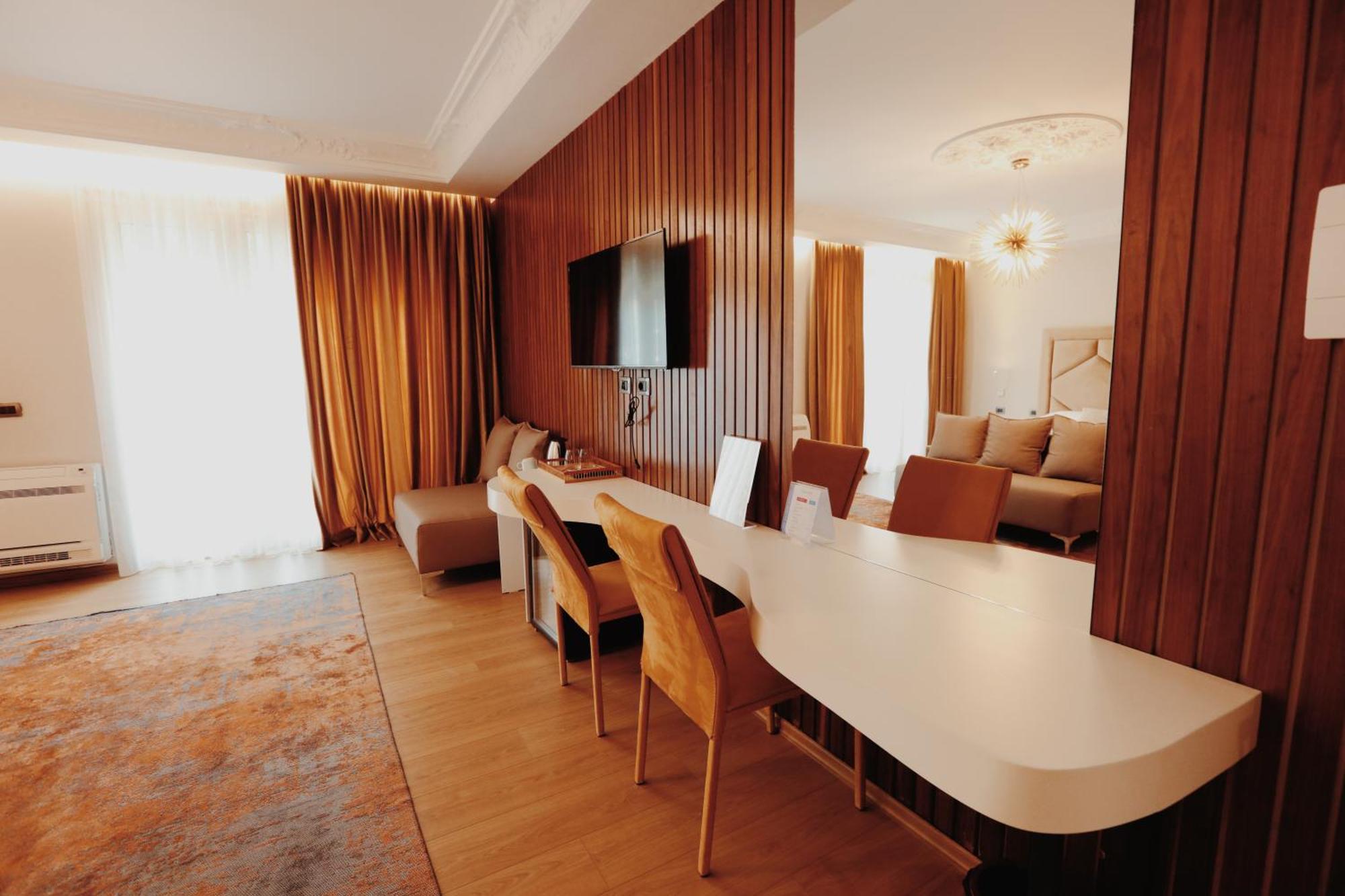 Grand Mirage Hotell Vlorë Exteriör bild