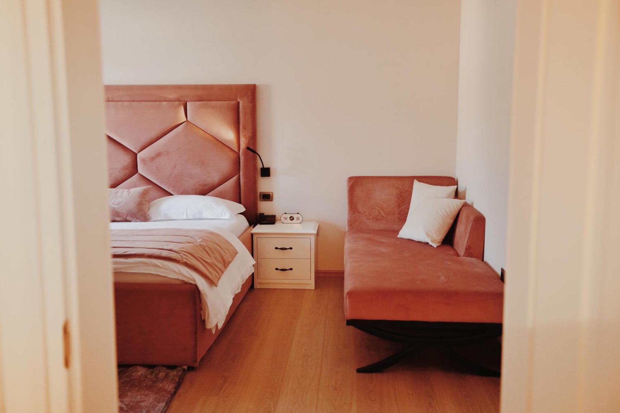 Grand Mirage Hotell Vlorë Exteriör bild