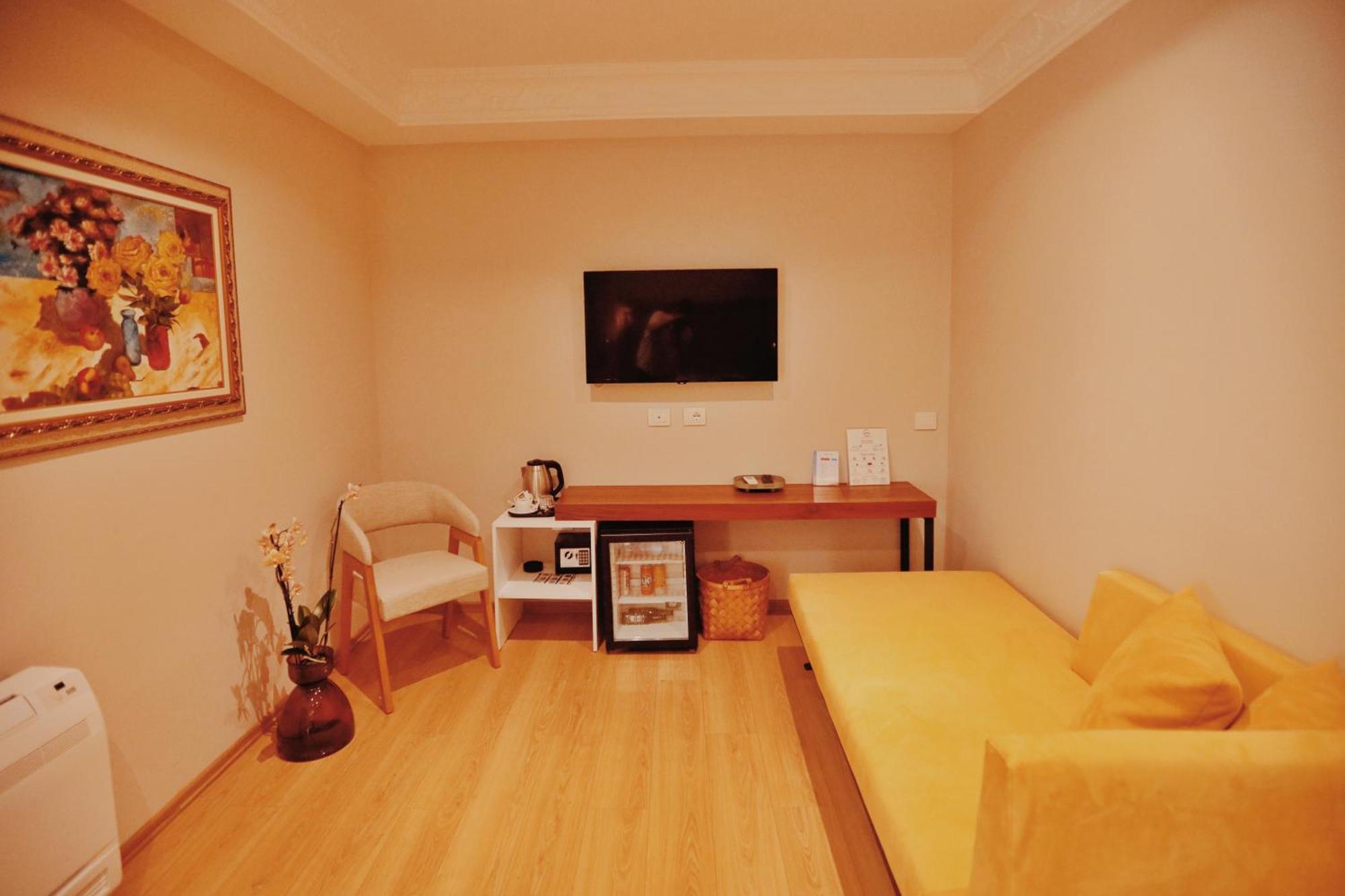 Grand Mirage Hotell Vlorë Exteriör bild